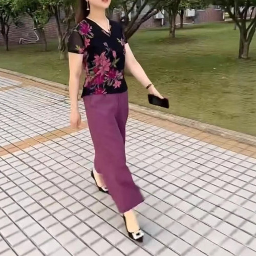 25518大愛美依緣2025夏季新款V領短袖印花小衫高腰九分褲洋氣顯瘦