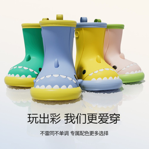 鯊魚雨鞋女款夏季防滑軟底輕便新款防水膠鞋短筒中筒女士卡通雨靴