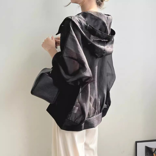 噹天髮，七色時尚輕薄連帽防曬衣服女夏季防紫外線遮陽防曬衫