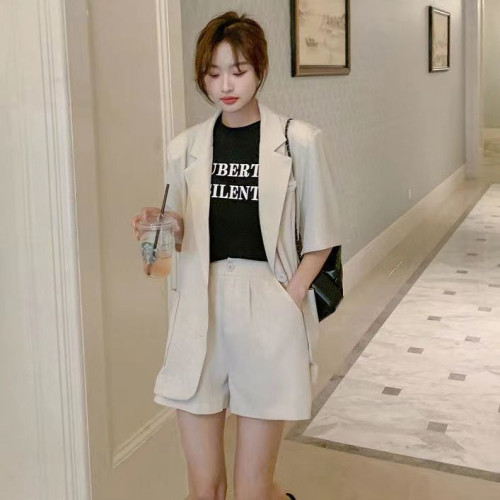 時尚小西裝套裝女士薄款2024夏季新款韓版休閒西服外套短褲兩件套