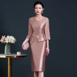 2025春秋新款高貴洋氣媽媽婚禮禮服高檔連衣裙年輕款喜婆婆婚宴裝