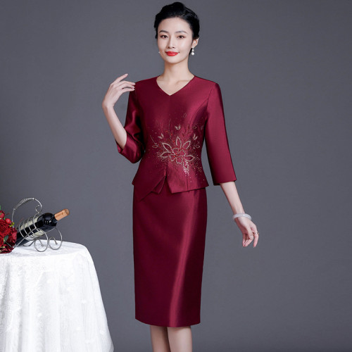 2025春秋新款高貴洋氣媽媽婚禮禮服高檔連衣裙年輕款喜婆婆婚宴裝