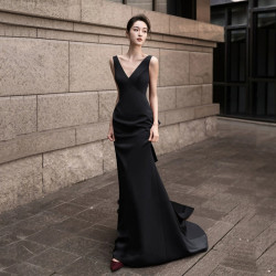 歐美宴會晚禮服2025新款V領黑色連衣裙輕奢名媛氣質修身魚尾禮服