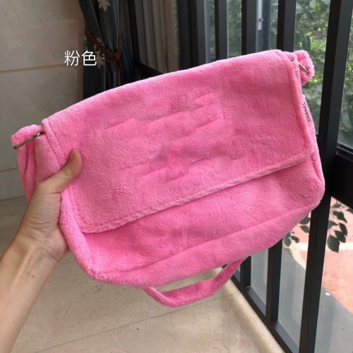 毛絨包女士單肩斜後後背包女包中古包贈品包毛巾包vip積分櫃台女包 毛絨包女士單肩斜後後背包女包中古包贈品包毛巾包vip積分櫃台女包