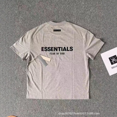 ESSENTIALS復線SS22第八季植絨字母短袖