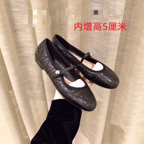 大小姐~進口小羊皮菱格珍珠釦帶內增高單鞋女瑪麗珍小碼323334