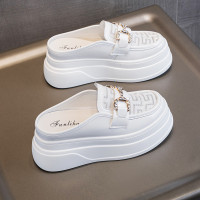 小香風亮面半拖鞋女外穿涼拖內增高厚底洞洞鞋2024新款包頭涼鞋