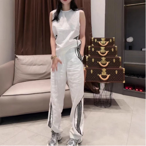 25535大愛美依緣2025夏季新款簡約休閒時尚無袖上衣直筒長褲套裝