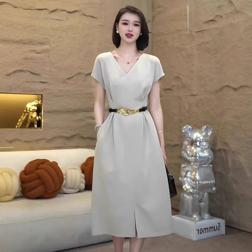 預售2857大碼女裝韓版收腰顯瘦氣質優雅V領連衣裙胖mm小衆設計裙