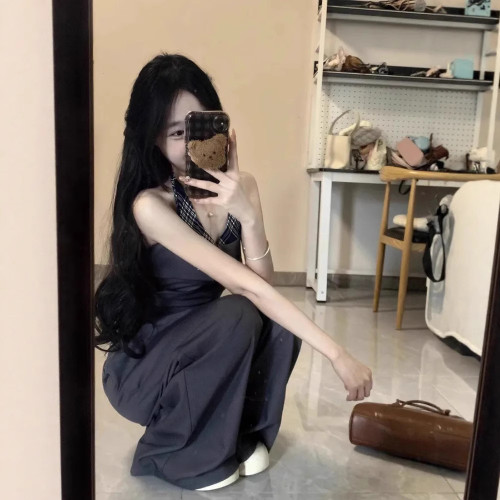 夏日絕美套裝穿搭女夏季2025新款辣妹高級感掛脖背心濶腿褲兩件套