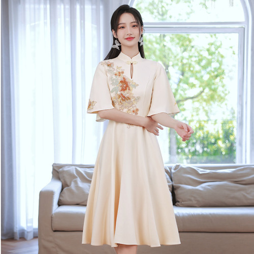 中式伴娘服女姐妹服伴娘團婚禮旗袍大碼春夏顯瘦胖mm禮服平時可穿