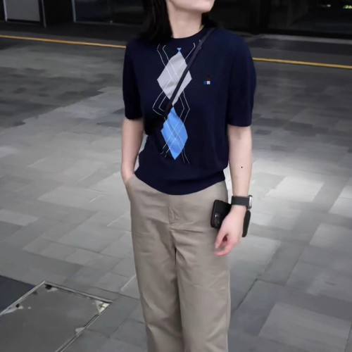660605新大愛美依緣2025夏季新款藏藍色圓領短袖上衣休閒九分褲女