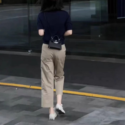 660605新大愛美依緣2025夏季新款藏藍色圓領短袖上衣休閒九分褲女