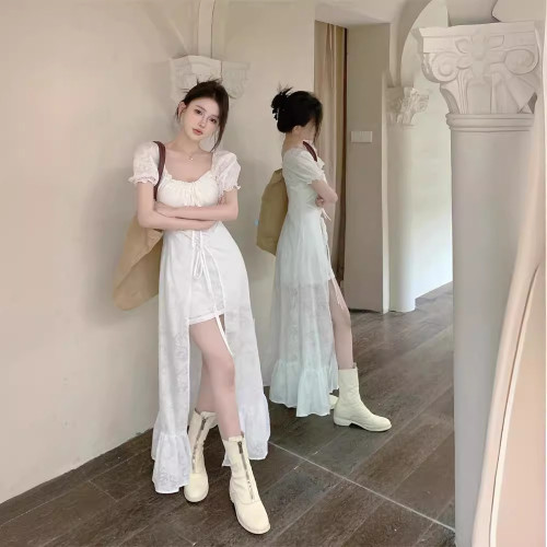 夏季溫柔風小衆法式方領長款連衣裙女不規則顯瘦短袖氣質收腰長裙