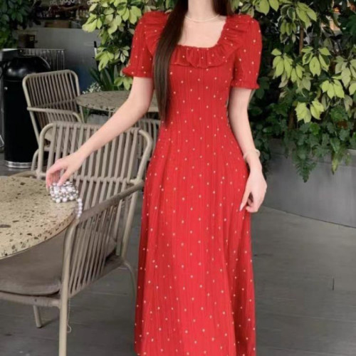 大碼女裝胖妹mm法式顯瘦百搭短袖甜美連衣裙方領碎花紅色度假長裙