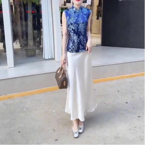 82502新大愛美依緣2025夏季國風新中式無袖印花上衣高腰半身裙女