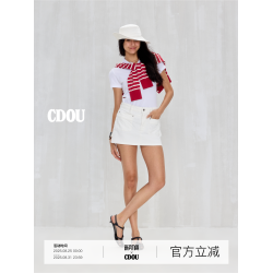 CDOU 復古前袋優雅短裙 白色新款設計感直筒牛仔半裙