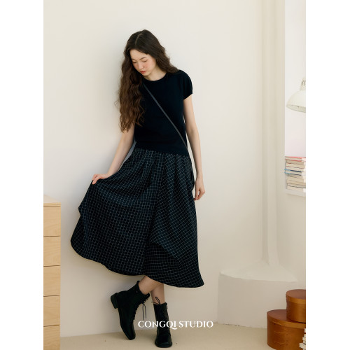 從起 “黑白解搆”多片裁剪不對稱設計感彈力腰格子不規則半身裙