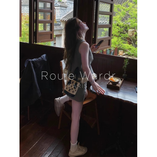 Rouje Wardr法式蝴蝶結V領無袖西裝短裙套裝女夏季休閒運動兩件套
