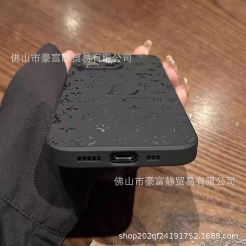 潮牌矽膠手機殼適用於iPhone15promax全包手機殼蘋果14pro/12pro