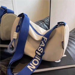 大容量尼龍帆布包包女時尚2025新款休閒單肩包百搭寬帶斜背枕頭包