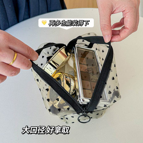 日系簡約愛心網紗化妝包隨身可攜式小號氣墊口紅包多用途雜物收納包