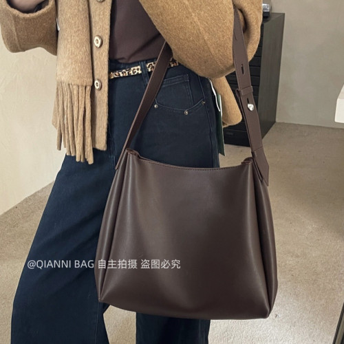 兩件套女包水桶包女2025春季新品復古大容量通勤子母包單肩腋下包