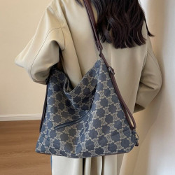 秋冬大容量包包女2023新款潮休閒洋氣印花單肩水桶包多用雙肩後背包