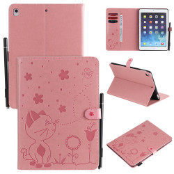 適用Ipad Pro11貓和蜜蜂壓紋皮套air插卡支架mini2345帶筆套平板