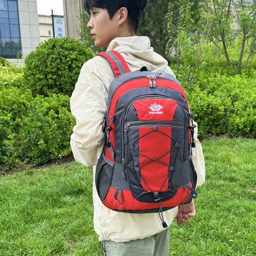 戶外登山包大容量輕便徒步健身旅行包徒步登山包遠行減負後背包