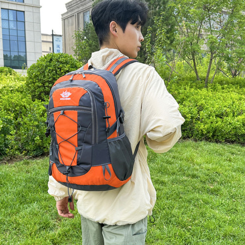戶外登山包大容量輕便徒步健身旅行包徒步登山包遠行減負後背包