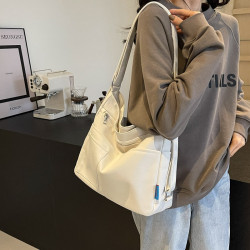 新款時尚簡約單肩後背包大容量斜後背包百搭托特包通勤包旅行包包
