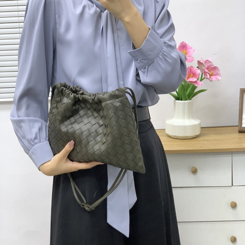 牛皮女包編織餃子包垃圾包真皮腋下包雲朵包時尚百搭單肩斜後背包