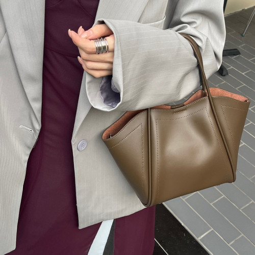 2025包包秋冬高級感小衆真皮翅膀包通勤單肩斜背女包大容量手提包