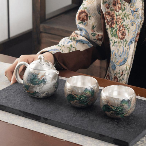 周鴻傑銀上作畫青龍鎏銀一壺兩杯禮盒裝家用高檔功夫茶具套裝