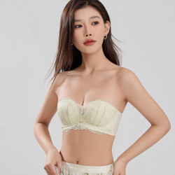 無肩帶內衣女無鋼圈小胸聚攏舒適透氣防滑半杯性感蕾絲美背文胸罩