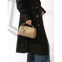 真皮枕頭包女夏季包包女式2025新款牛皮斜後後背包時尚媽媽包手提小包