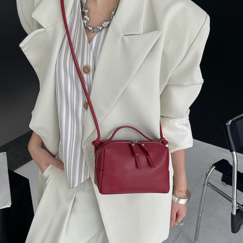 2025新款頭層牛皮女包手提斜後背包 高級感真皮單肩波士頓保齡球包