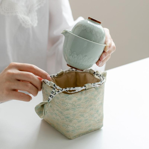 青瓷蓮瓣戶外旅行茶具快客杯套裝可攜式包一壺二杯單人功夫泡茶 青瓷蓮瓣戶外旅行茶具快客杯套裝可攜式包一壺二杯單人功夫泡茶