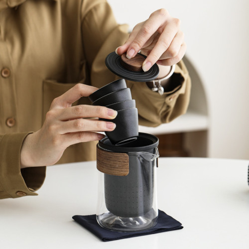 可攜式玻璃旅行茶具套裝一壺四杯戶外個人專用簡約泡茶壺功夫茶杯 可攜式玻璃旅行茶具套裝一壺四杯戶外個人專用簡約泡茶壺功夫茶杯