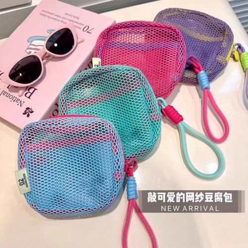 多巴胺手提豆腐包可攜式旅行化妝包女大容量洗漱包外出化妝品收納包