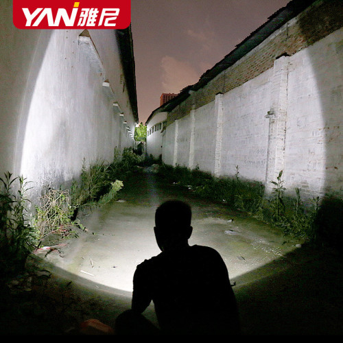 雅尼U01手電筒強光充電戶外超亮遠射USB探照燈家用輕巧可攜式 雅尼U01手電筒強光充電戶外超亮遠射USB探照燈家用輕巧可攜式