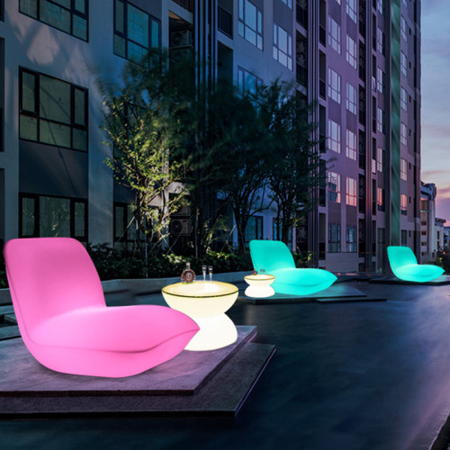 led發光休閒椅網紅沙灘景觀塑膠沙發靠背椅立方體發光酒吧茶幾桌 led發光休閒椅網紅沙灘景觀塑膠沙發靠背椅立方體發光酒吧茶幾桌