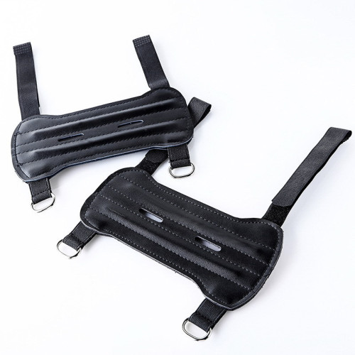 兩孔黑色PU料護臂反曲弓射擊射箭運動弓箭射擊護臂套護手拳擊護臂 兩孔黑色PU料護臂反曲弓射擊射箭運動弓箭射擊護臂套護手拳擊護臂