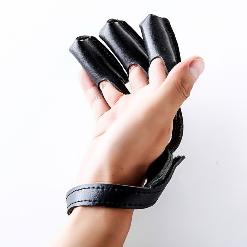 三指黑色超纖護指射擊射箭傳統反曲射箭射擊護具弓箭地中海防護套 三指黑色超纖護指射擊射箭傳統反曲射箭射擊護具弓箭地中海防護套