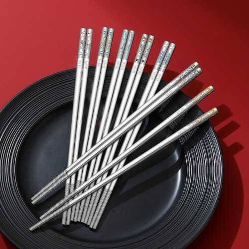 316L不鏽鋼筷子 創意新款家用分餐一人一筷彩雕不掉色兒童筷