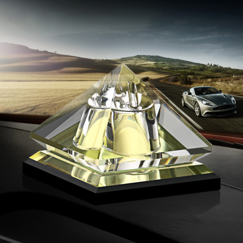 金字塔水晶香水座汽車擺件車用車用香水禮品汽車香水 金字塔水晶香水座汽車擺件車用車用香水禮品汽車香水