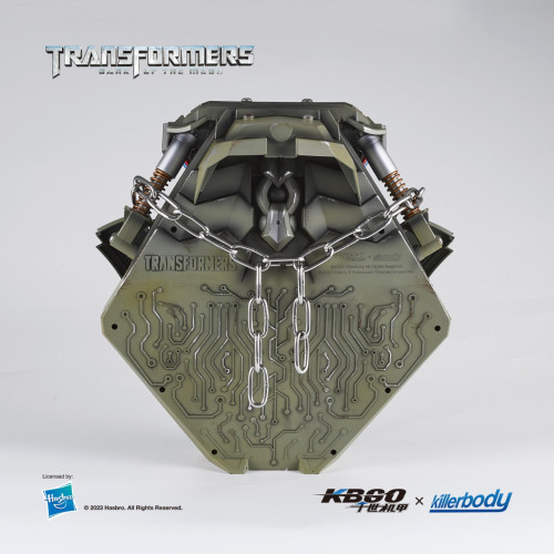 Killerbody 變形金剛 威震天頭盔藍牙音箱 底座 全新 Killerbody 變形金剛 威震天頭盔藍牙音箱 底座 全新