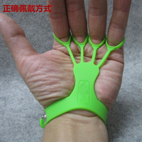 投籃訓練壓腕矯正器高投籃命中率三分投籃訓練器材運球分指練指環 投籃訓練壓腕矯正器高投籃命中率三分投籃訓練器材運球分指練指環