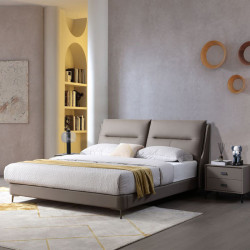 意式極簡床雙人床現代簡約主臥大床1米8軟包高腳小戶型齊邊真皮床